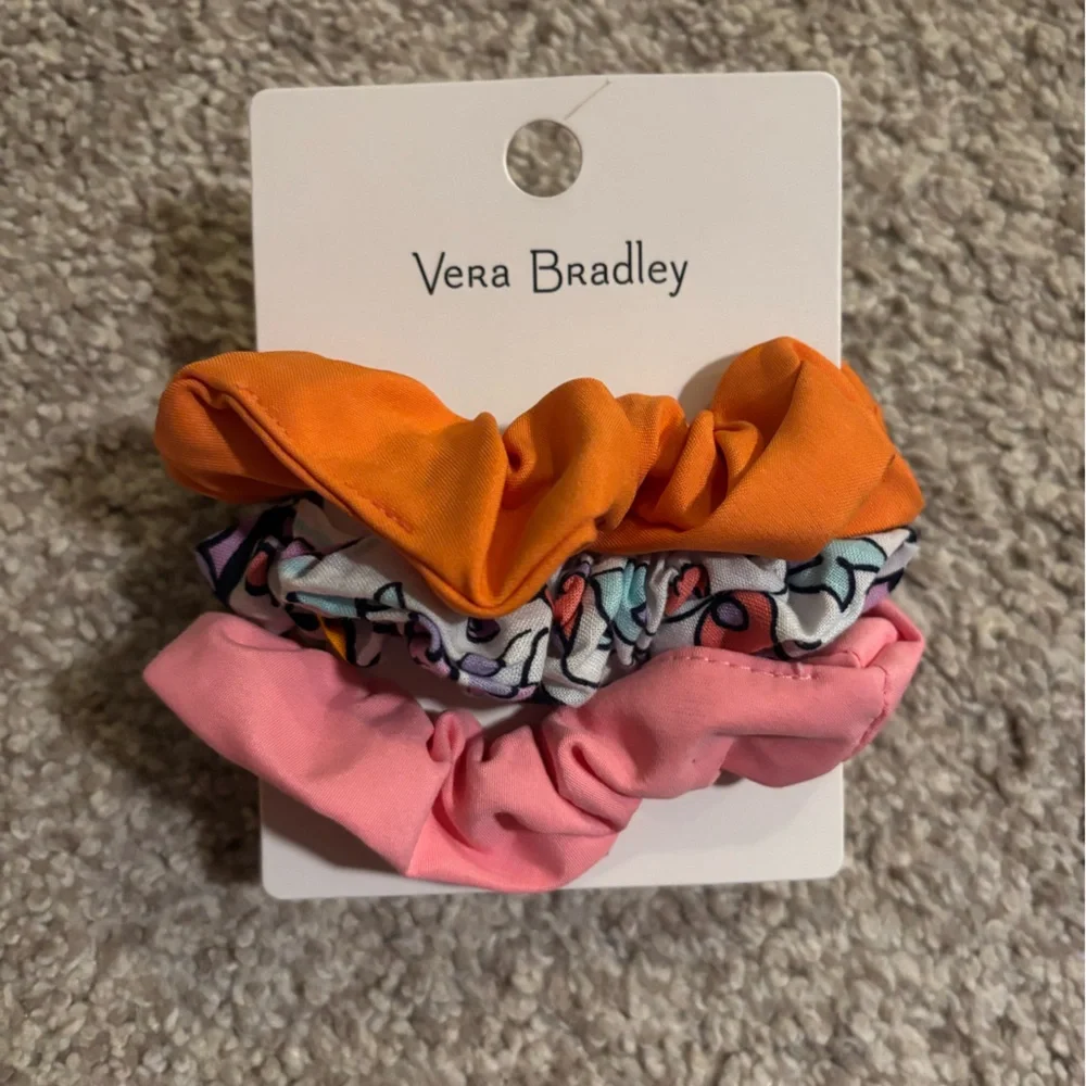 Vera Bradley Scrunchie Hair Ties Orange, Pink, Black, Gray, Floral & Flower - Picture 4 of 4